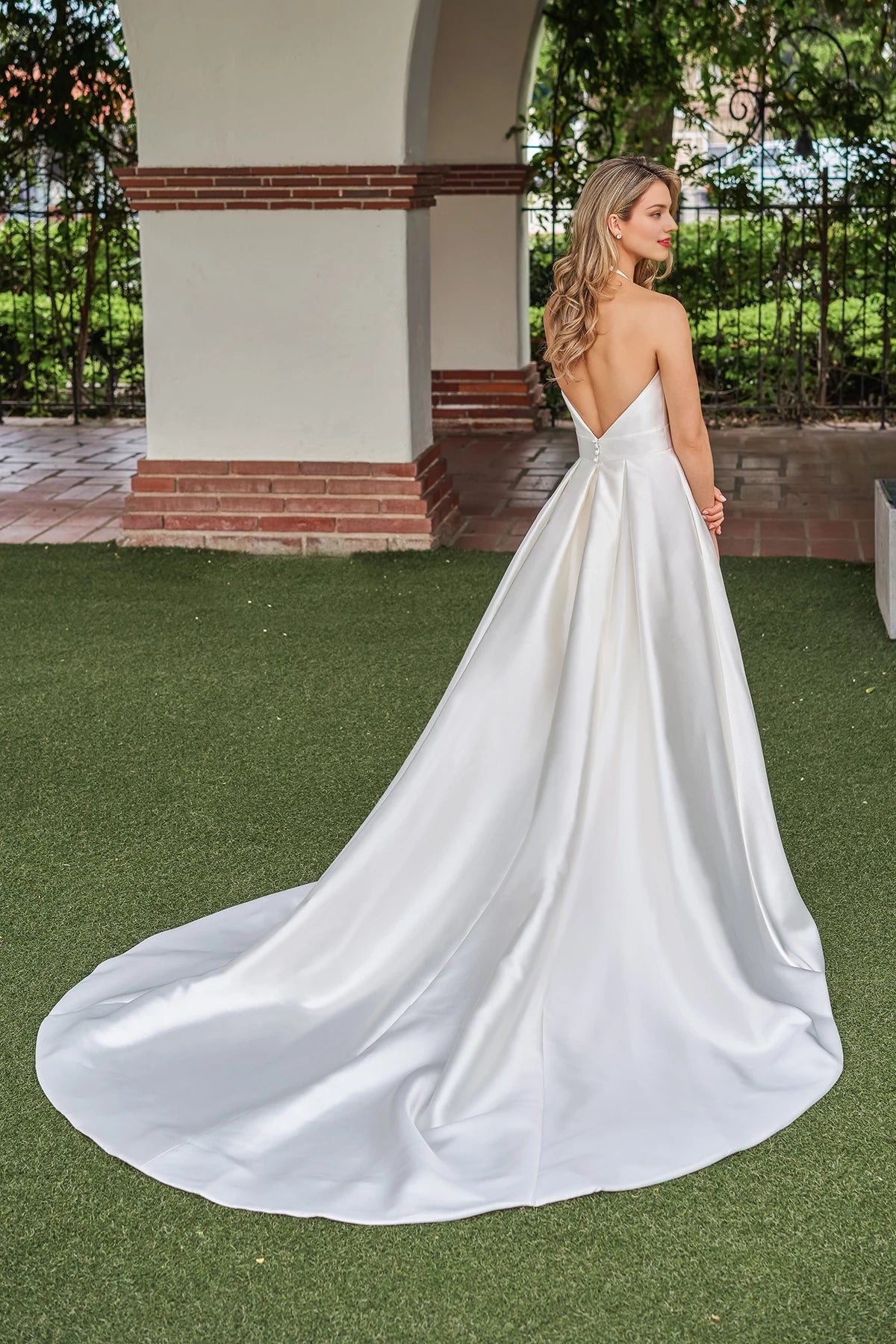 Deep V-neck hanging neck sleeveless backless side slit and floor length wedding dress